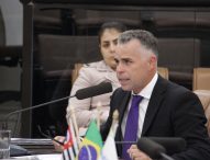 Luís Flávio questiona finalização de obras de novo coletor de esgoto no Jardim Esper
