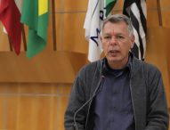 Roberto Abreu pede melhorias em estrada municipal no Parateí do Meio