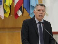 Roberto Abreu pede operação tapa-buracos em vias públicas do Conjunto São Benedito