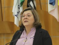 Maria Amélia pede retorno de placas ‘proibido estacionar’ em ruas do Avareí