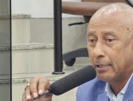 Paulinho dos Condutores pede recursos a deputado para construção de abrigos de ônibus