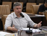 Dr. Rodrigo questiona prefeito sobre funcionamento de câmeras do COI em Jacareí