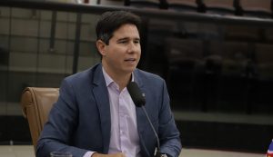 Hernani questiona prefeito sobre destinação de emendas impositivas ao esporte