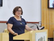 Maria Amélia pede fim de desconto previdenciário a aposentados e pensionistas