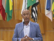Paulinho dos Condutores questiona Prefeitura sobre possibilidade de regularizar a Feira do Rolo