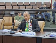 Rogério questiona prefeito sobre processo de regularização do Lagoa Azul II