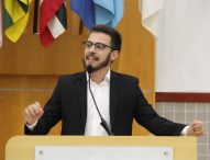 Gabriel Belém questiona prefeito sobre atraso de abertura de Centro de Educação Integral
