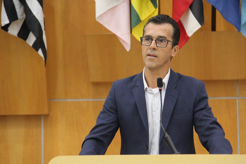 Daniel Mariano cobra SAAE para análise de qualidade da água do Lago do Jaú