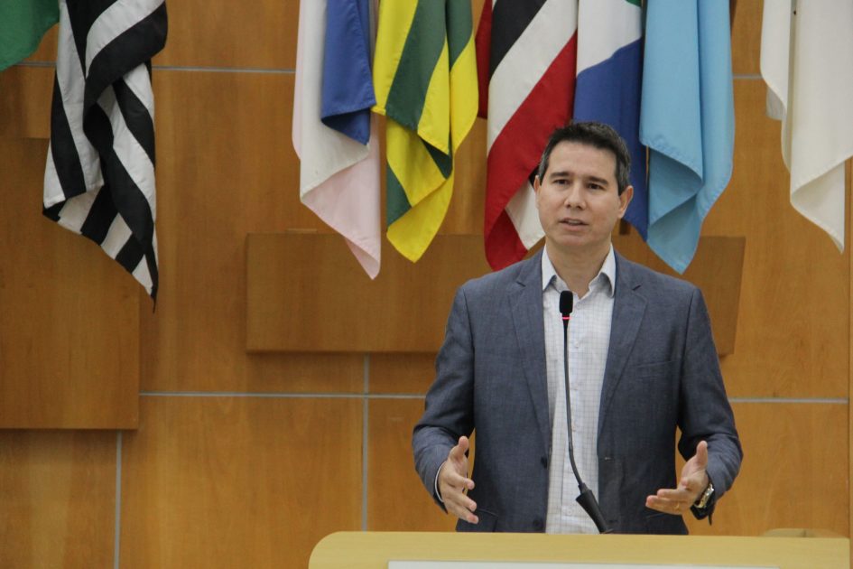 Hernani protocola indicação sobre conservação de imóveis abandonados