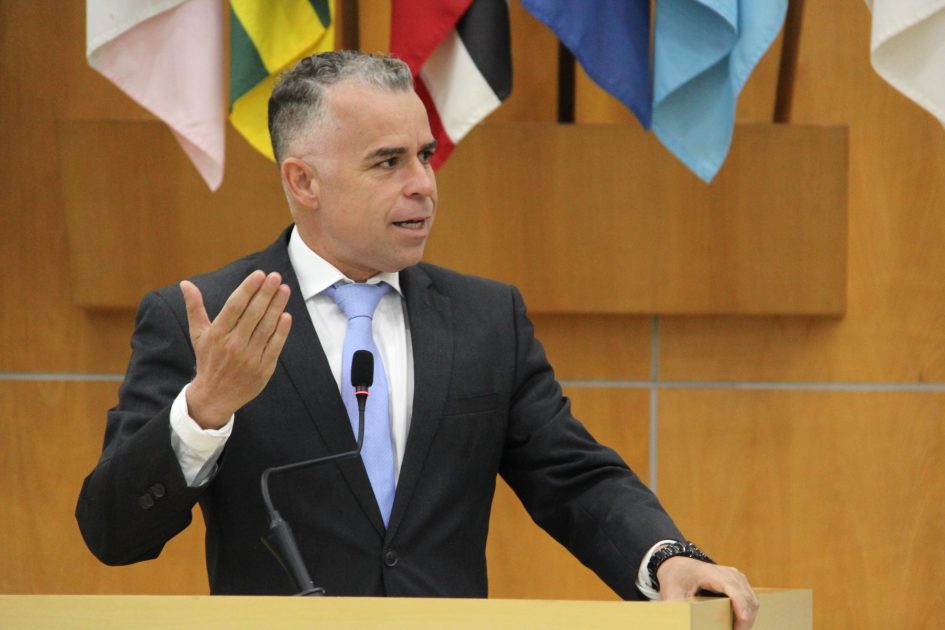 Luís Flávio solicita ampliação da Linha 15 no Bandeira Branca