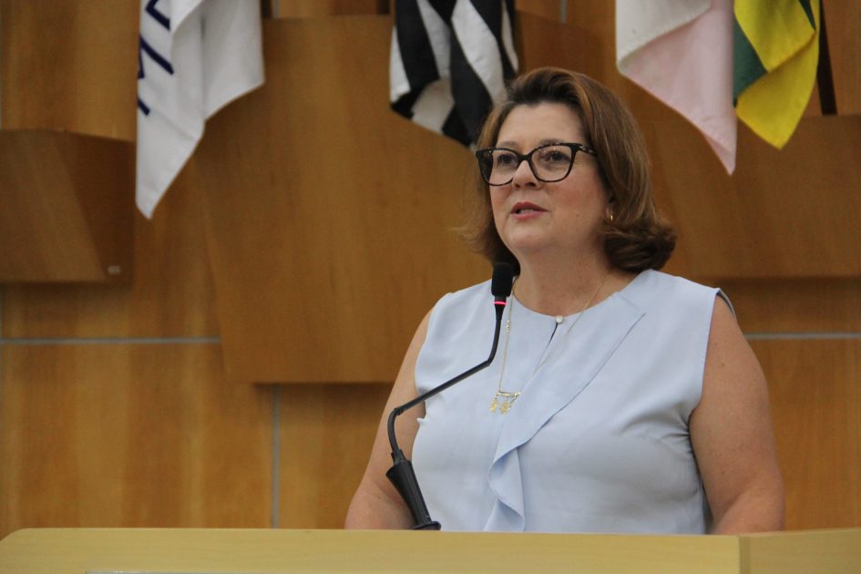 Maria Amélia cobra instalação de faixa de pedestres na Euryale de Jesus Zerbini