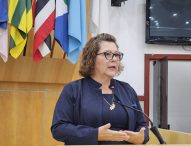 Maria Amélia pede semáforo na entrada do Parque dos Sinos