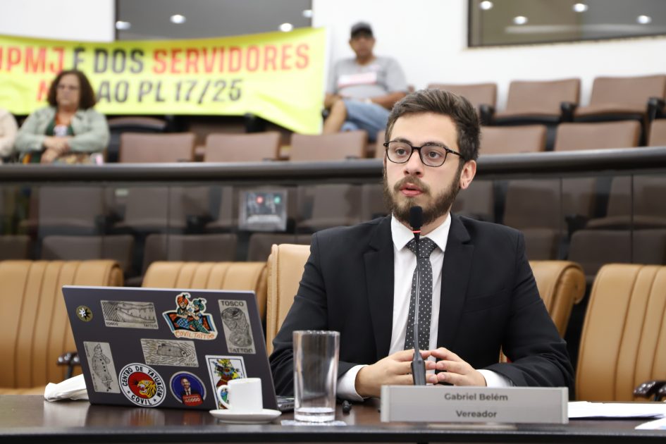 Gabriel Belém questiona Prefeitura sobre gastos com publicidade entre 2024 e 2025
