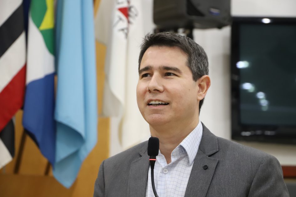 Hernani pede adequação de horário de ônibus intermunicipal à Artesp