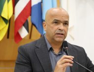 Juex Almeida propõe instalação de parquinho e melhorias em quadra esportiva