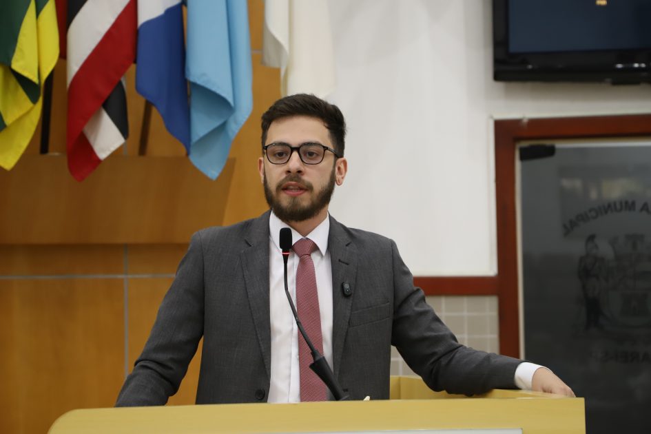 Gabriel Belém questiona prefeito sobre contrato entre Fundação Cultural e empresa do Jacareí ExpoAgro 2025