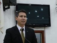 Hernani Barreto pede sinalização viária no acesso ao Parque dos Sinos