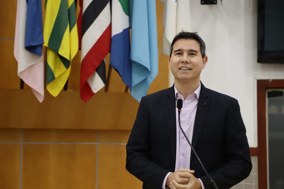 Hernani cobra privacidade na distribuição de antirretrovirais no SIM