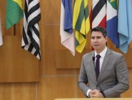 Hernani demanda serviços de manutenção à EDP em vias públicas de Jacareí