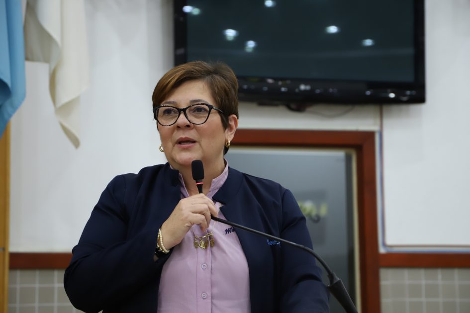 Maria Amélia pede mais ônibus aos moradores do Novo Amanhecer