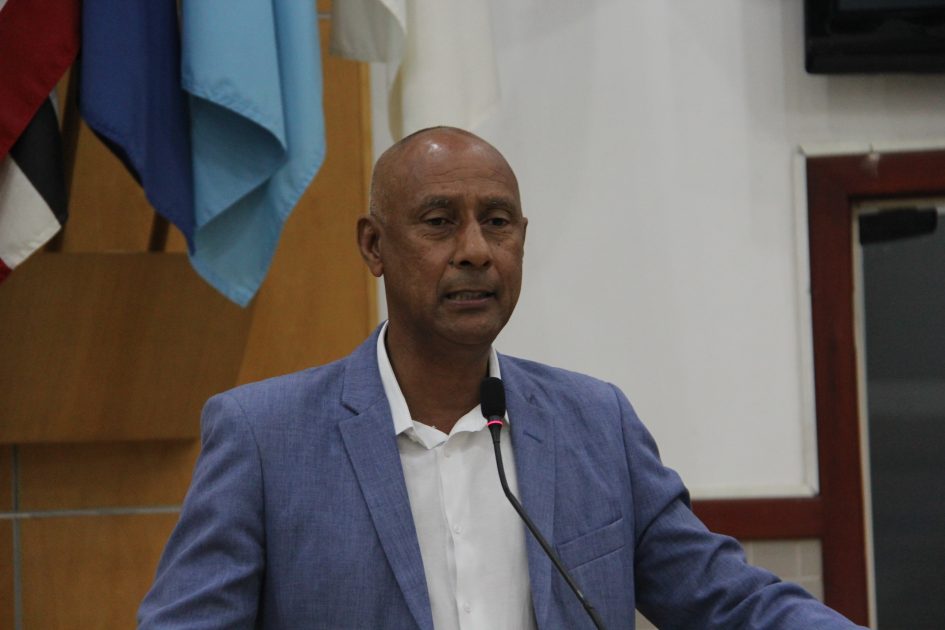 Paulinho dos Condutores cobra solução à EDP por oscilações de energia no Santa Paula