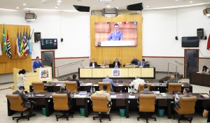 Câmara Municipal aprova inclusão de educação financeira na grade escolar e mais quatro projetos na sessão de quarta (17)