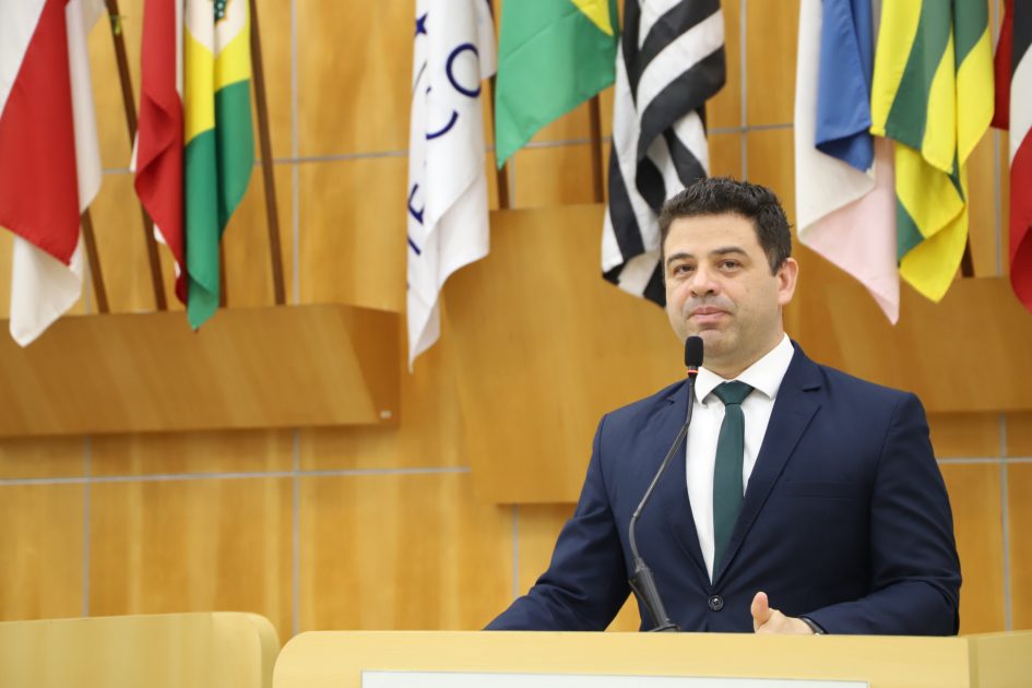 Jean Araújo cobra Governo do Estado de São Paulo sobre disponibilidade de vagas para avaliações oftalmológicas