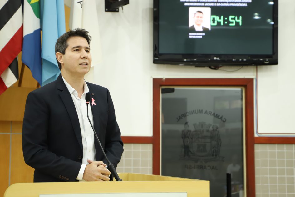 Hernani pede mudança de campo de areia no Jardim das Indústrias
