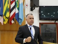 Luís Flávio questiona prefeito sobre paralisação de LEV do Jardim Paraíso