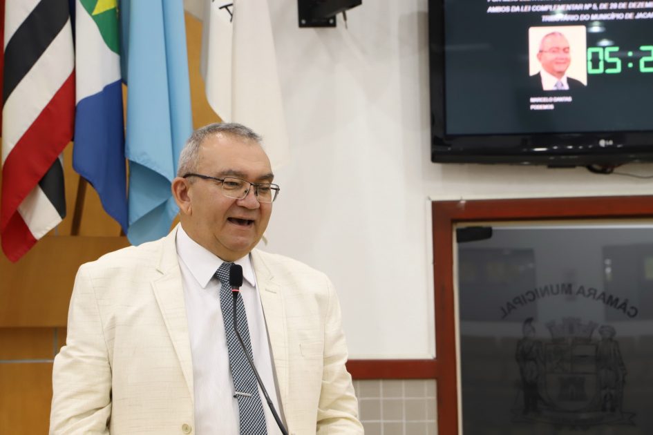 Marcelo Dantas propõe mais iluminação para combater a insegurança noturna no Villa Branca