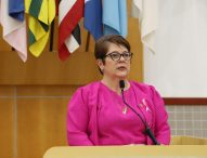 Maria Amélia pede cadeiras de rodas para acesso ao SIM