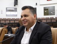 Netho Alves pede ajuste no temporizador de semáforos do centro de Jacareí