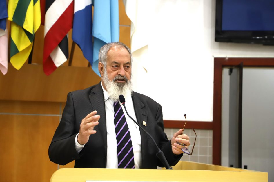 Valmir solicita à ARTESP expansão de itinerário de ônibus intermunicipal