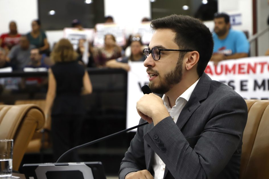 Gabriel Belém questiona prefeito sobre gastos e créditos adicionais de mais de R$ 170 milhões