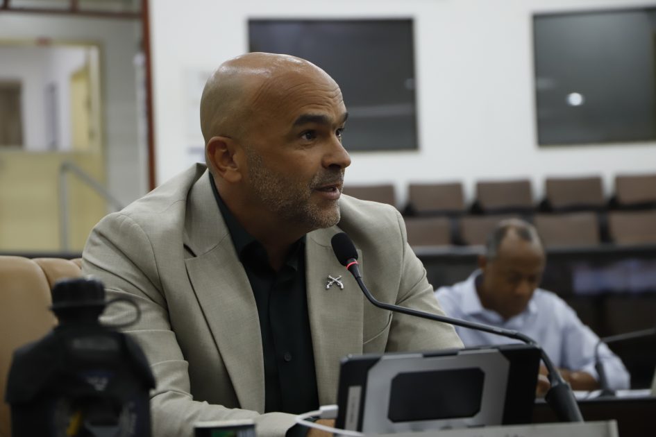 Juex Almeida cobra fiscalização em estabelecimento comercial no Altos de Sant’Anna II