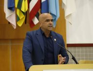 Juex Almeida reivindica iluminação para ciclovias de dois bairros