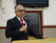 Luís Flávio solicita limpeza urgente em terreno ao lado de EMEI na Vila Formosa