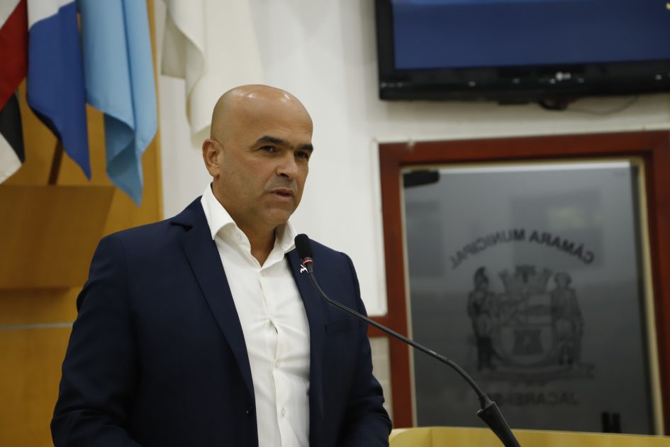 Juex Almeida cobra prefeito sobre regularização fundiária do bairro Rio Abaixo