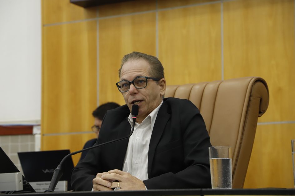 Paulinho do Esporte pede acostamento em trecho da Rodovia Dom Pedro I, no Jardim Santana