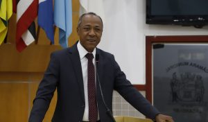 Rogério Timóteo pede mais ônibus para atendimento de moradores do Campo Grande