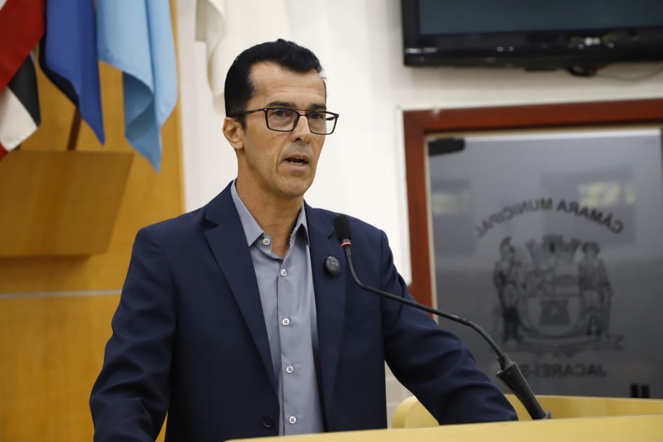 Daniel Mariano reforça cobrança sobre raspa de asfalto para manutenção de vias públicas