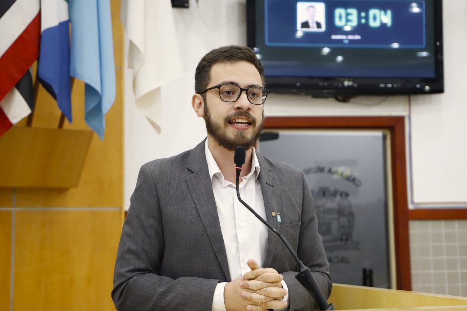 Gabriel Belém intensifica fiscalização sobre contrato de iluminação em Jacareí