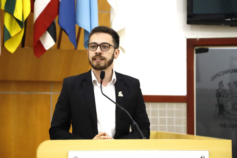 Gabriel Belém questiona prefeito sobre obras do CDHU no Jardim Santa Marina
