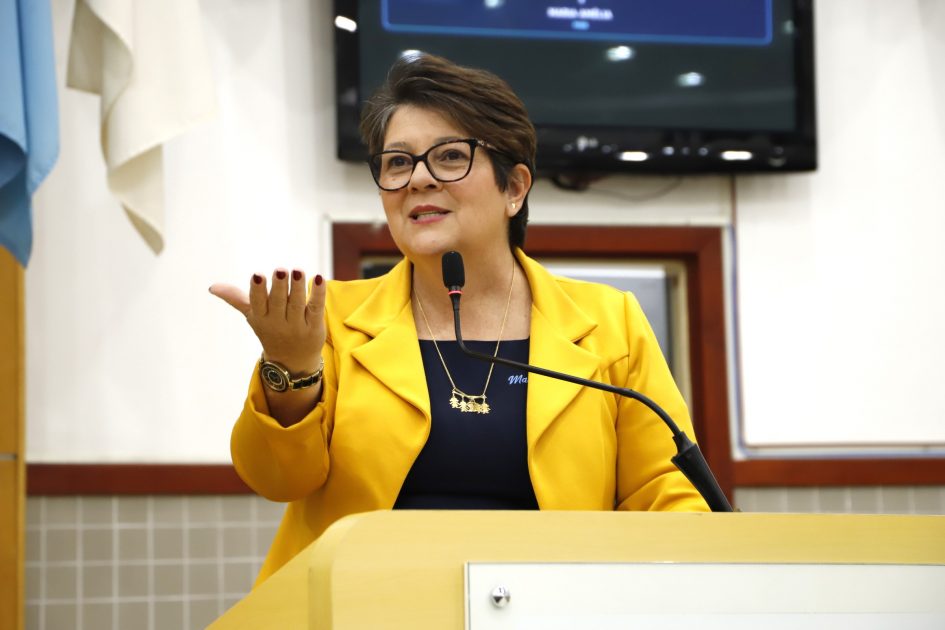Maria Amélia pede revitalização de praça no Jardim Liberdade
