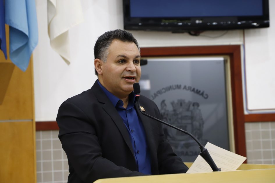 Netho Alves indica limpeza e desassoreamento do Córrego do Tanquinho