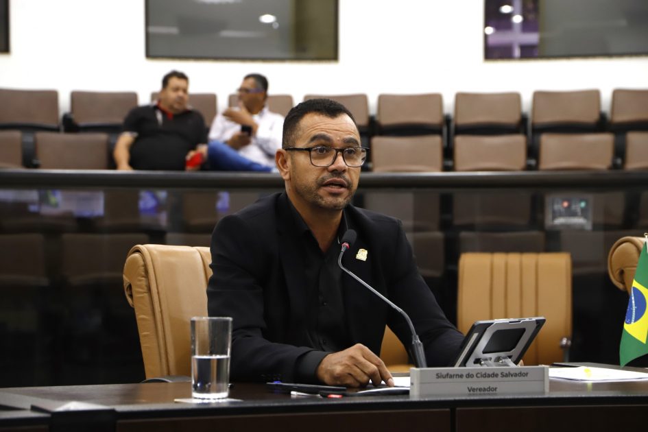 Siufarne do Cidade Salvador cobra revitalização de quadra no Jardim Real