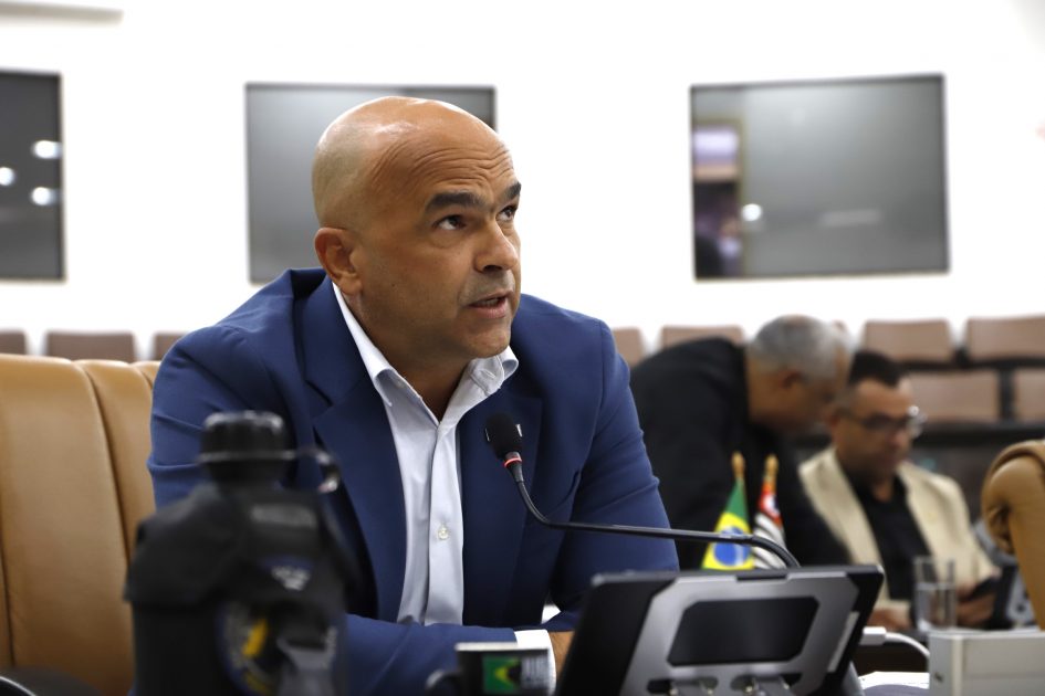 Juex Almeida alerta Prefeitura sobre presença de escorpiões em escola municipal