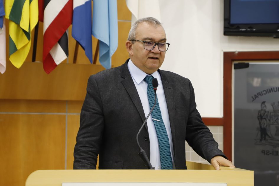 Marcelo Dantas solicita implantação de faixa elevada na Avenida Siqueira Campos