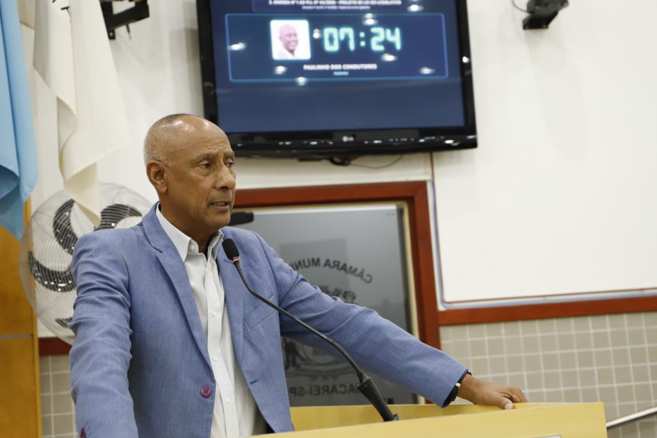 Paulinho dos Condutores cobra informações sobre horários de ônibus entre Jacareí e Santa Branca