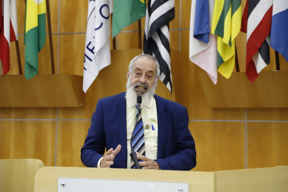 Valmir cobra Governo do Estado de SP para conclusão de interligação entre rodovias